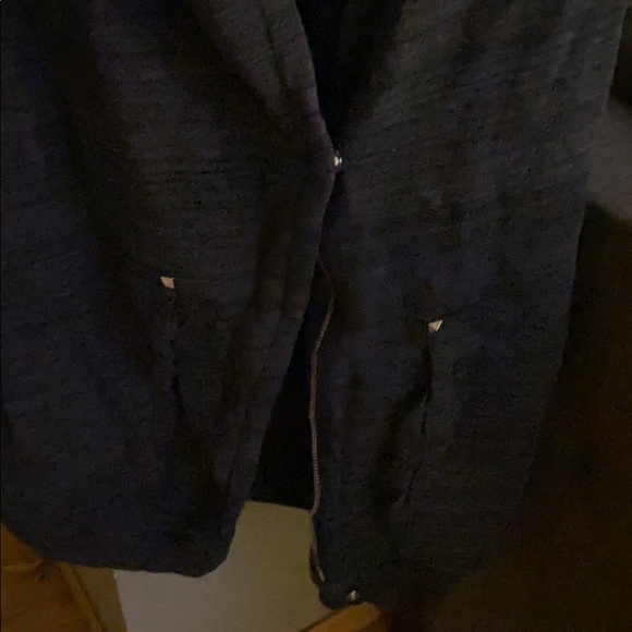 Sweater - Picture 3 of 3